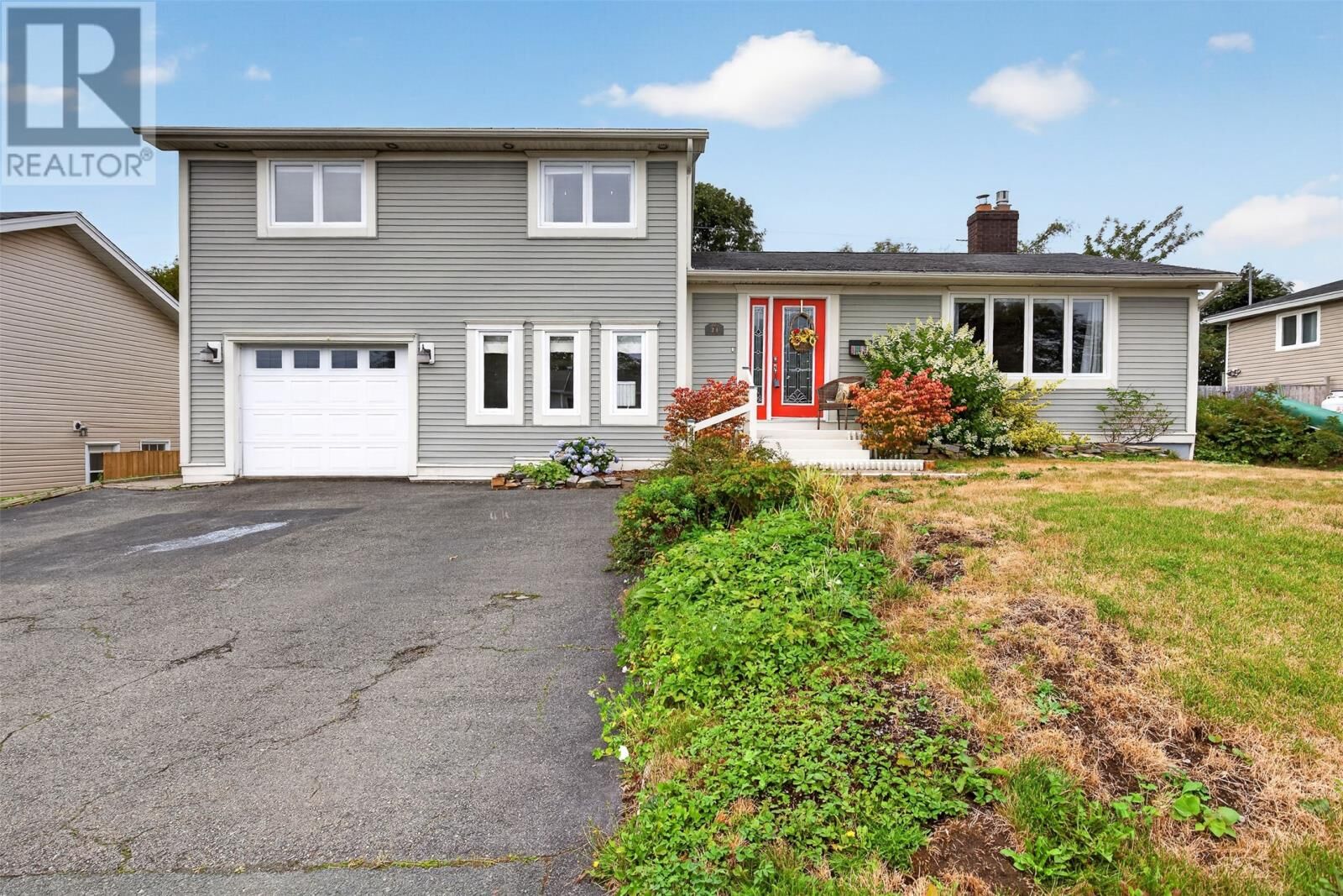 Property Photo: 21 Eastmeadows Crescent NL A1A 3L9