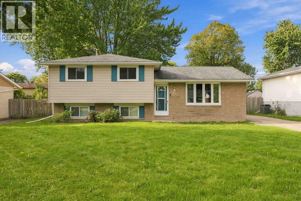 Property Photo:  311 Braemar Place  ON N0N 1G0 