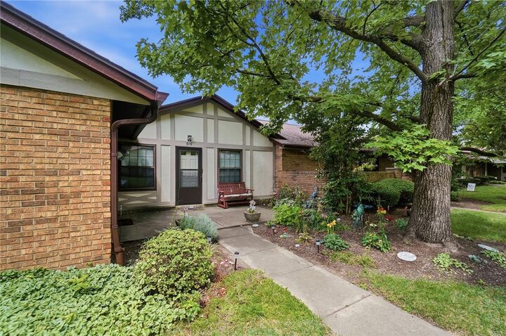 Property Photo: 810 Pine Needles Drive OH 45458