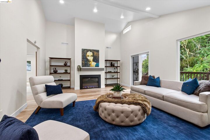 Property Photo:  7924 Greenly Dr  CA 94605 