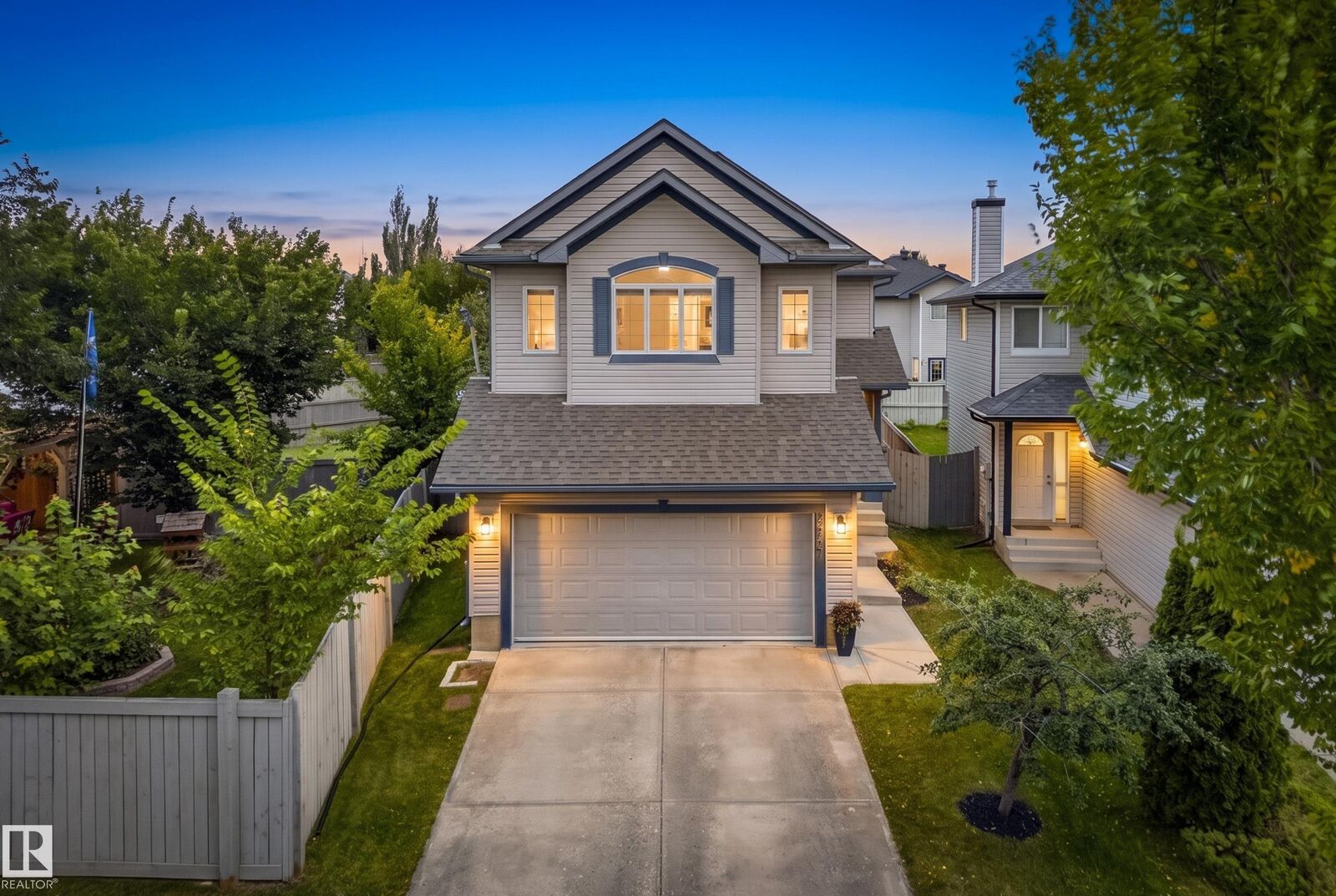 Property Photo:  984 Rutherford Road SW  AB T6W 1W9 
