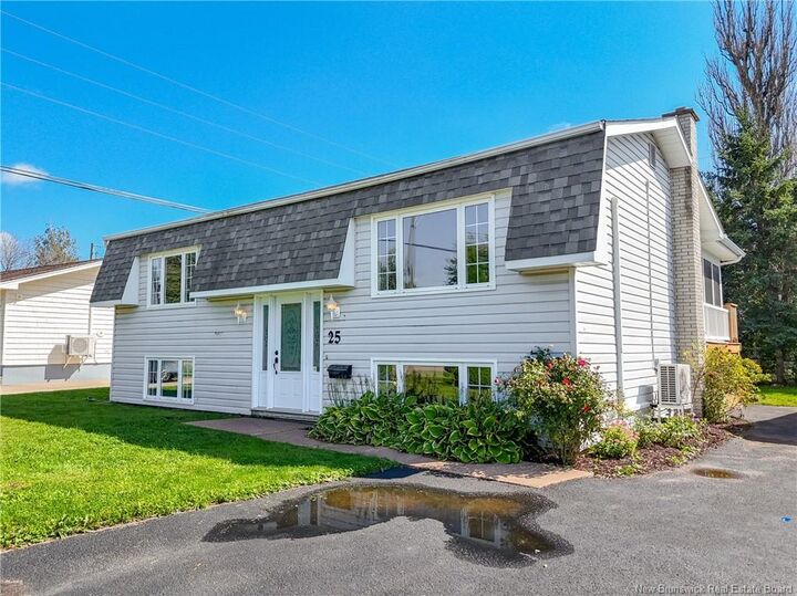 Property Photo: 25 Satinwood Drive NB E1G 1C3