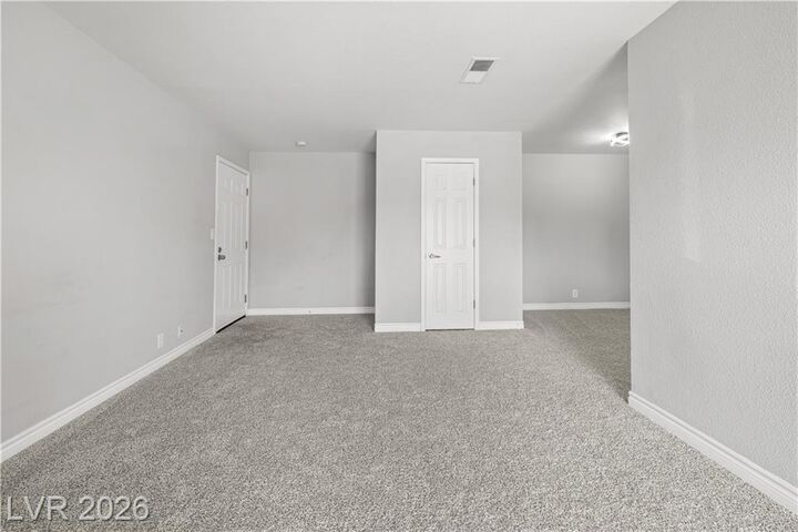 Property Photo: 5061 River Glen Drive 80 NV 89103
