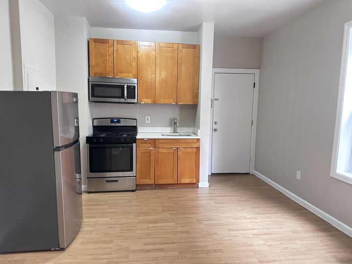 Property Photo: 160 Vroom St 47 NJ 07306