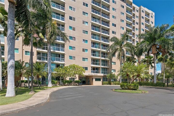 Property Photo: 94-979 Kauolu Place 1110 HI 96797