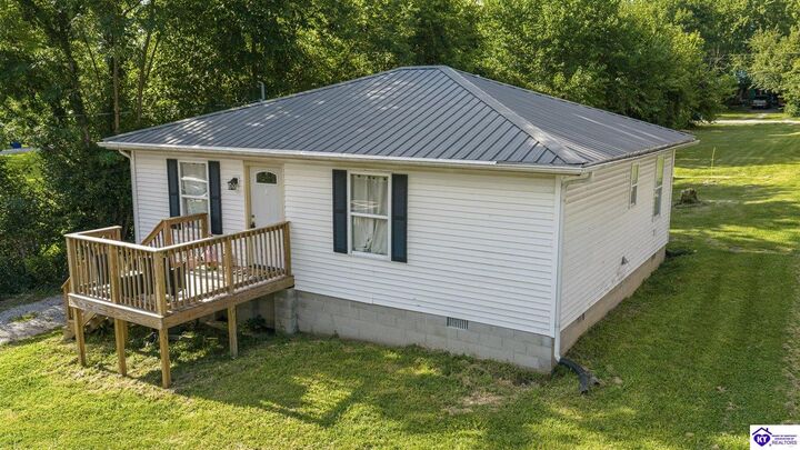 Property Photo: 525 Leavette Avenue KY 42754