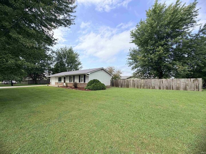 Property Photo:  0125 E Linn Road  IN 46714 
