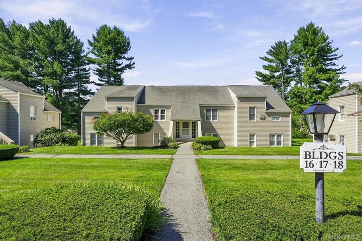 Property Photo:  1704 Holly Stream Court  NY 10509 