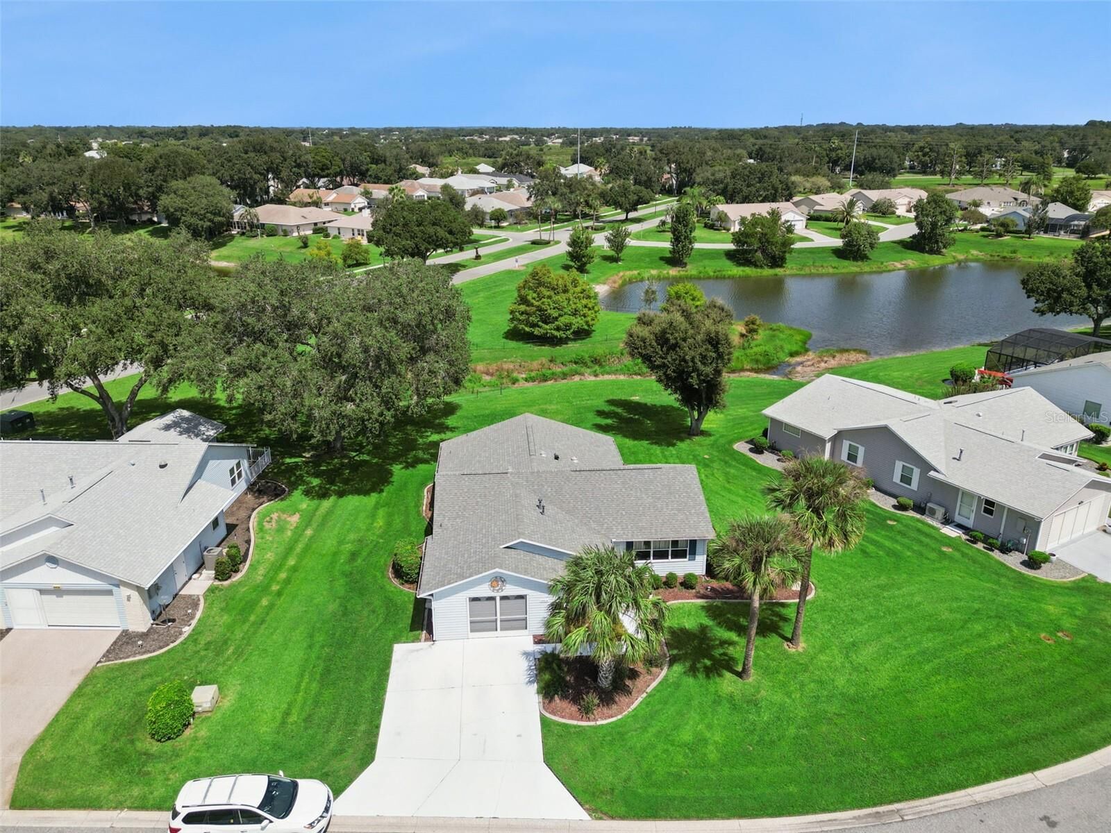 Property Photo:  26616 Evert Street  FL 34748 