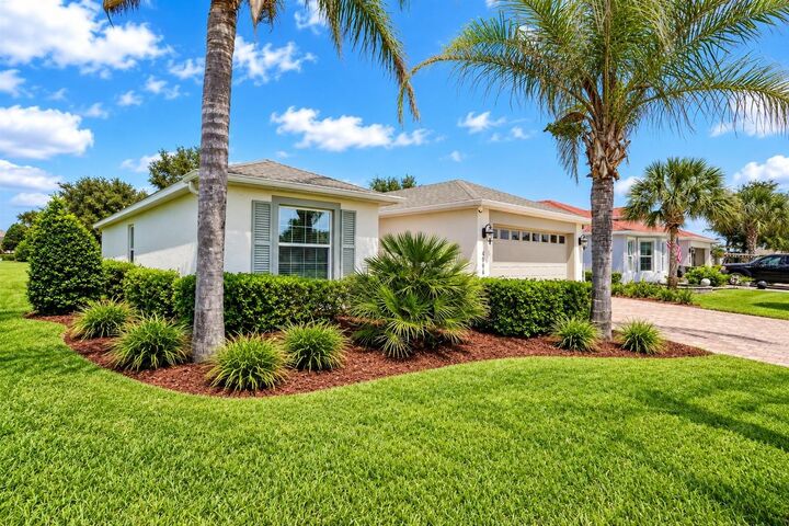 Property Photo:  4994 Golden Eagle Drive  FL 34484 