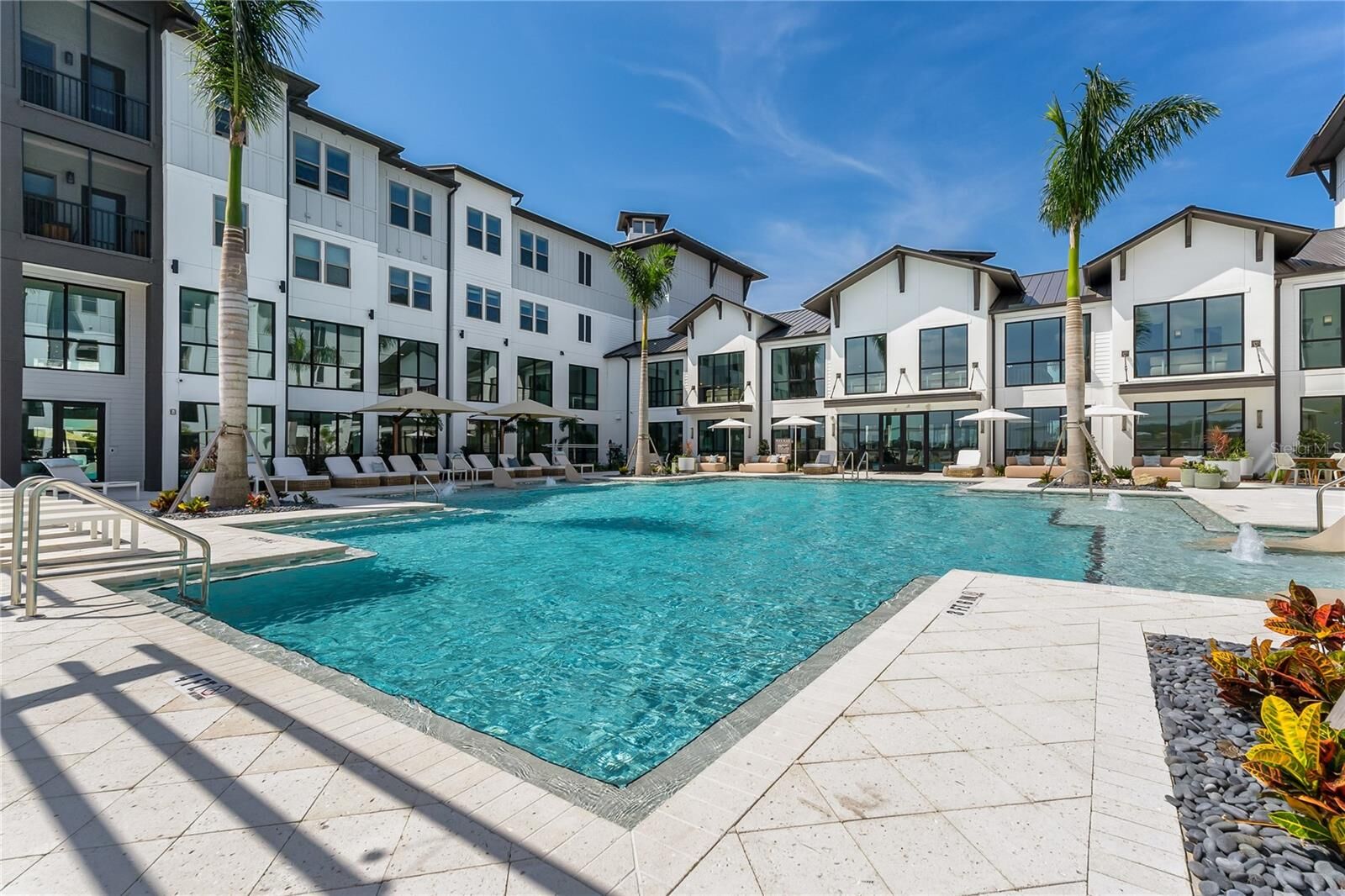 Property Photo: 1420 Lakefront Drive 1208 FL 34240