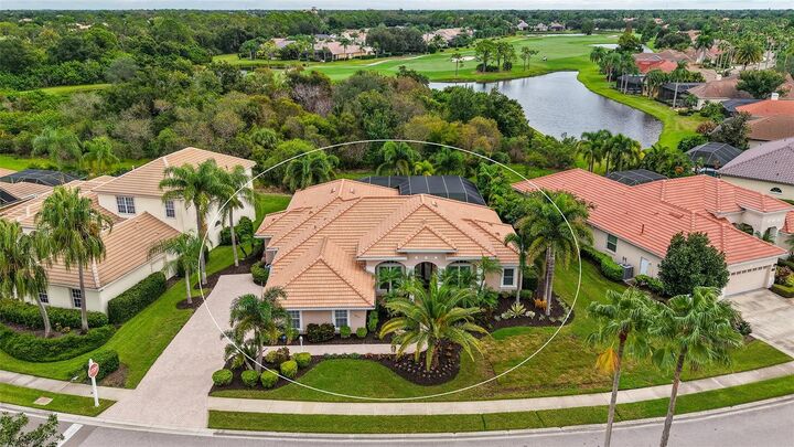 Property Photo: 6607 The Masters Avenue FL 34202