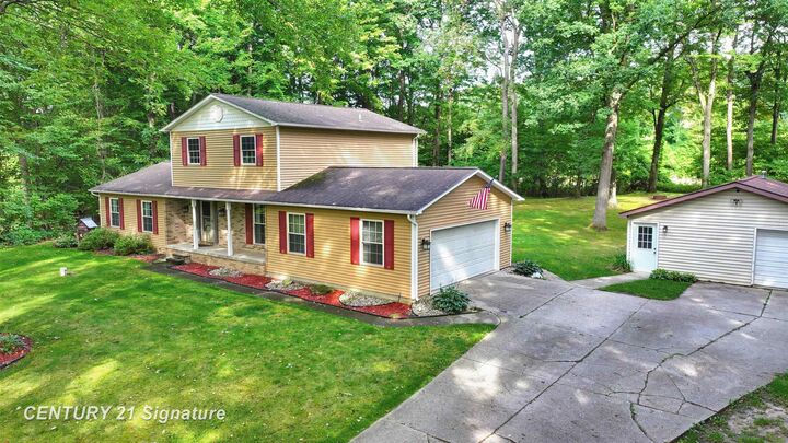 Property Photo: 2289 Marjorie Lane MI 48420