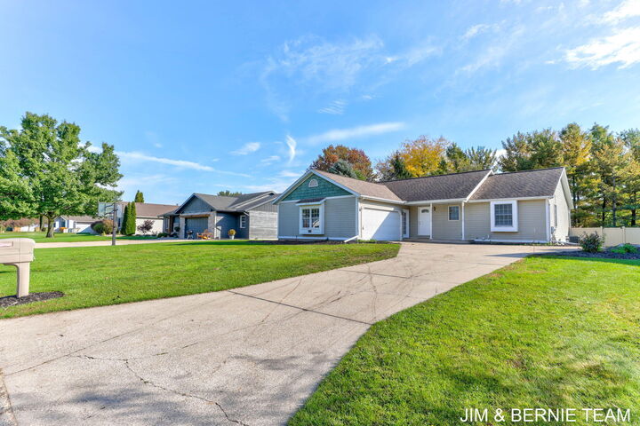 Property Photo:  3114 Fox Fire Trail  MI 49464 