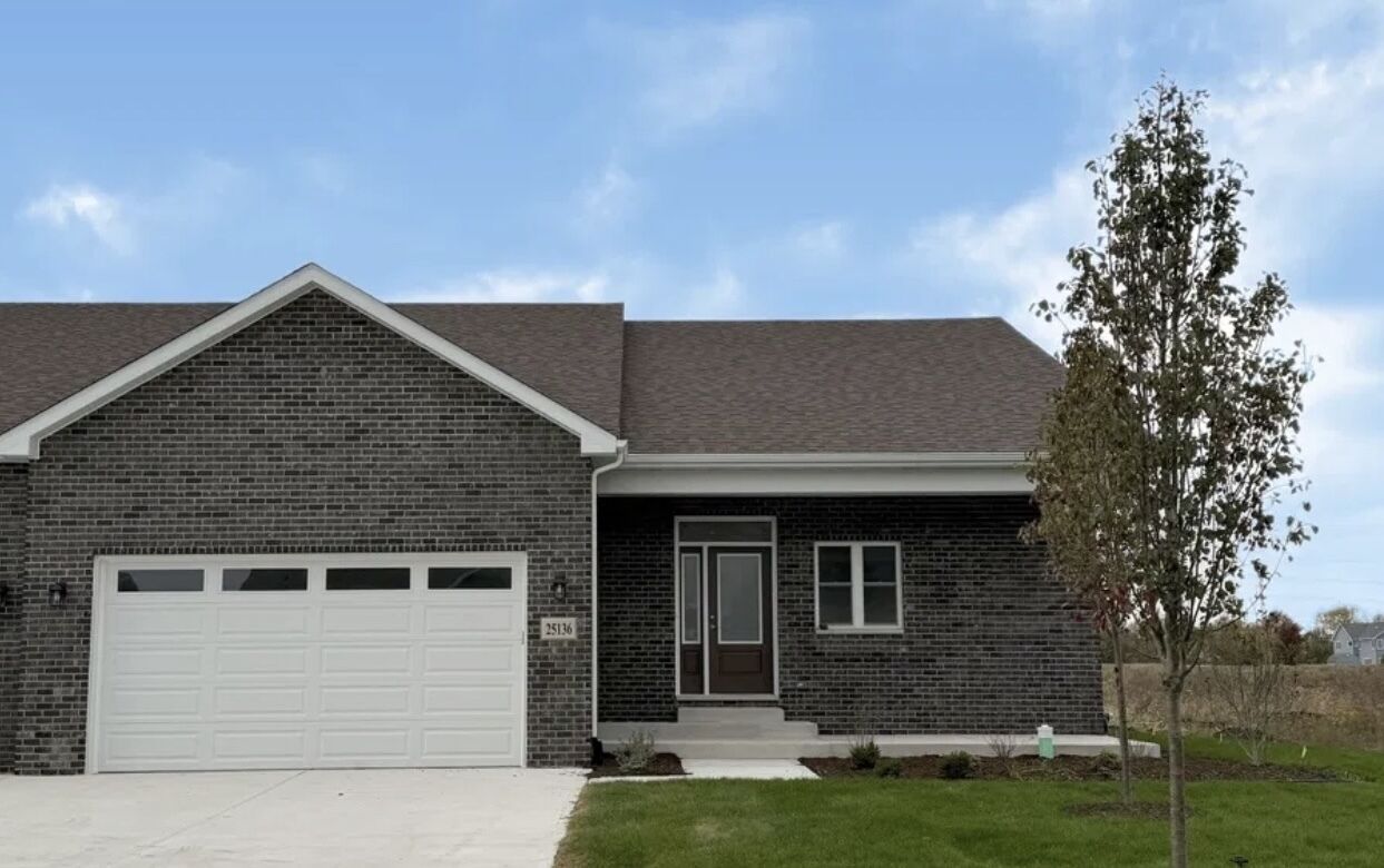 Property Photo: 25136 S Westwind Drive IL 60410