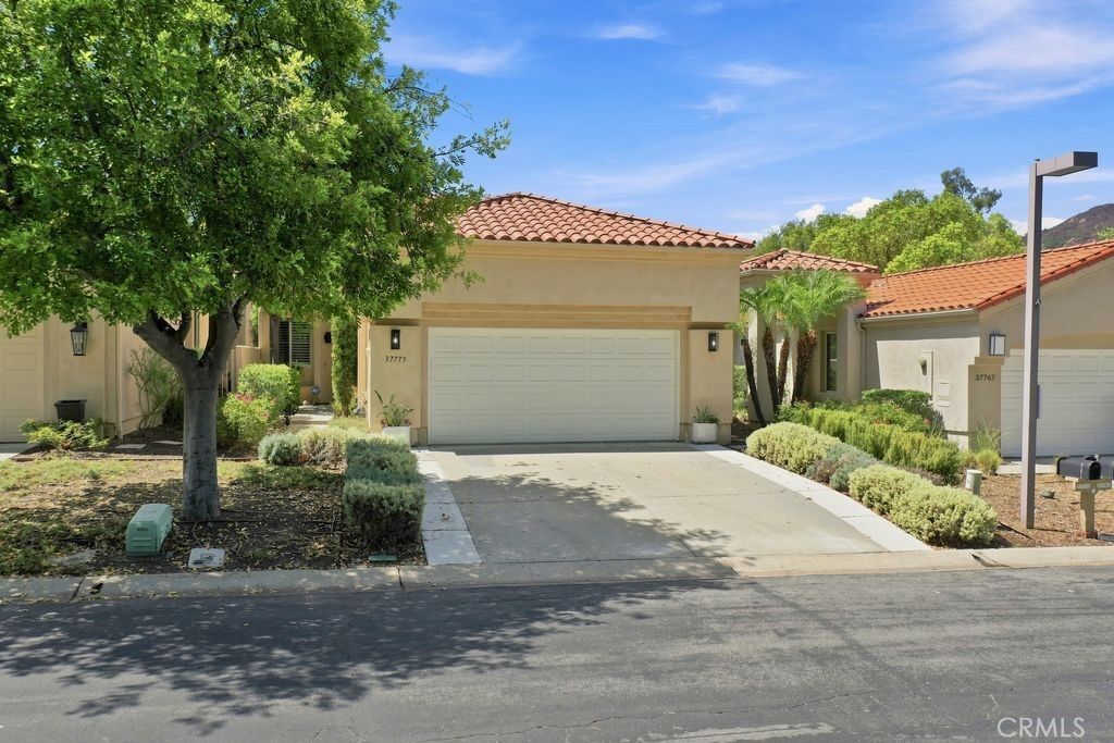 Property Photo:  37775 Bear View Circle  CA 92562 