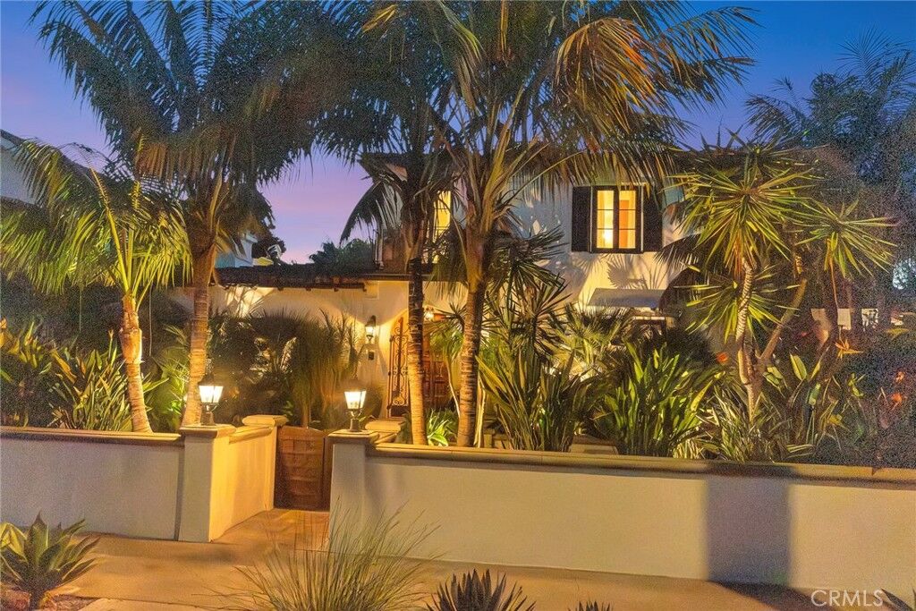 Property Photo:  293 Saint Joseph Avenue  CA 90803 