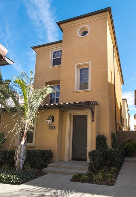 Property Photo: 102 Painted Trellis CA 92620