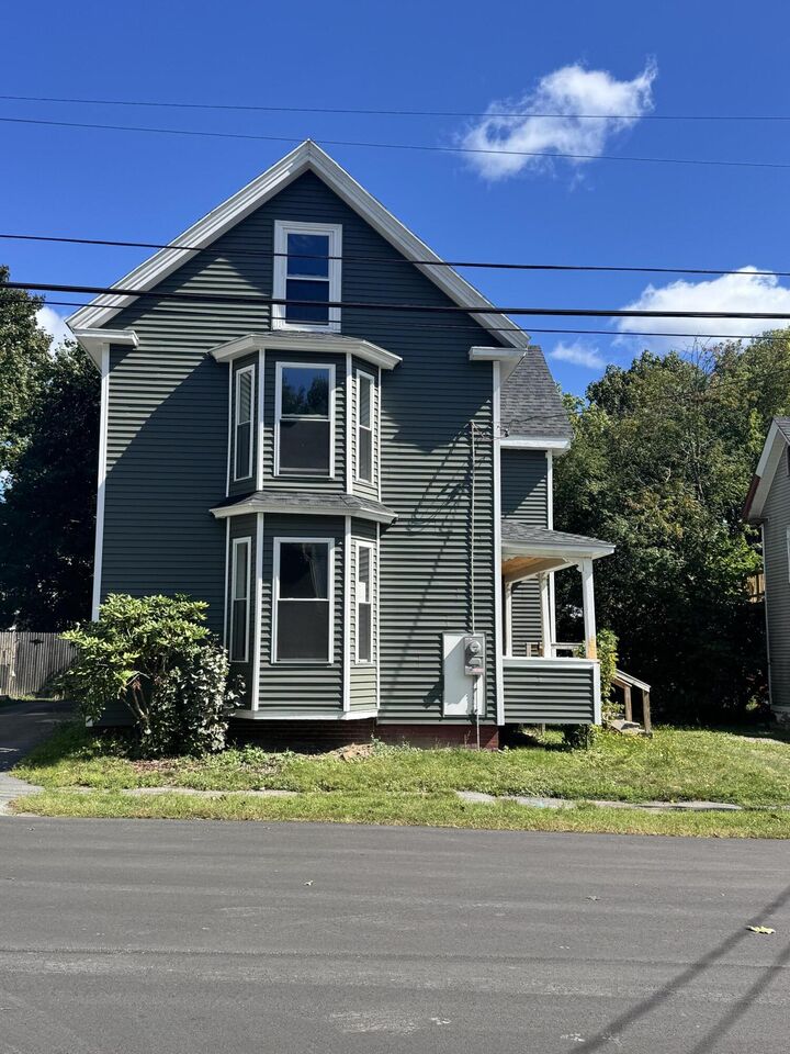Property Photo:  95 Palm Street  ME 04401 