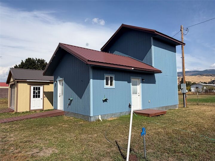 Property Photo:  510 5th Street  MT 59859 