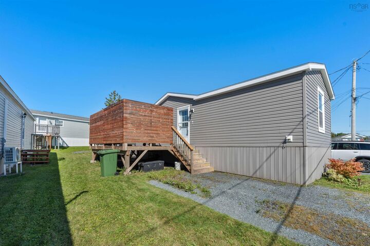 Property Photo:  4 Skyline Drive  NS B3V 1B3 