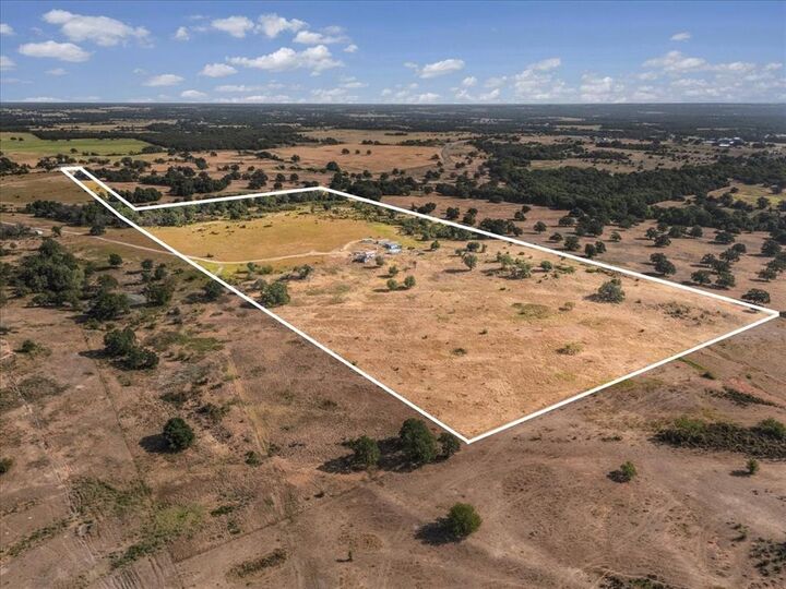 Property Photo: 1101 Hodges Road TX 76487