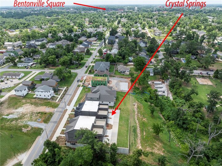 Property Photo: 1037 NW A Street AR 72712