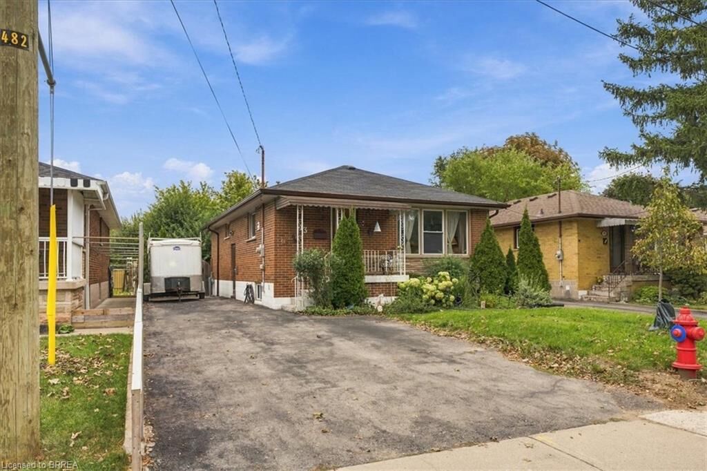 Property Photo:  43 Cheryl Avenue  ON L8V 1Y4 