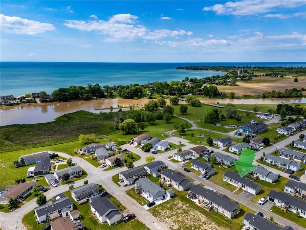 Property Photo:  11 Hickory Hollow  ON N0A 1P0 