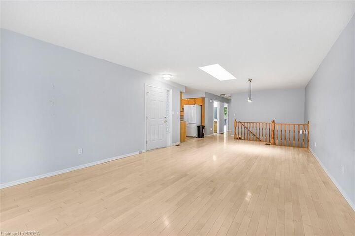 Property Photo:  570 West Street 2  ON N3R 7Y7 