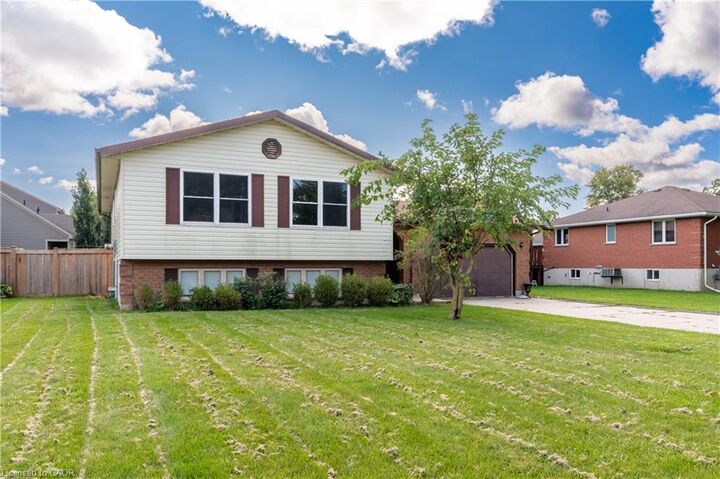 Property Photo:  69 Napier Street  ON N0K 1N0 