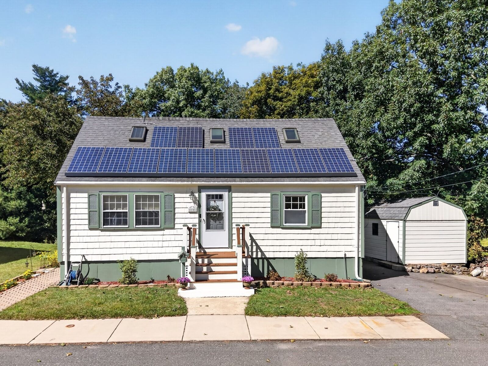 Property Photo: 10 Stanton St MA 01906