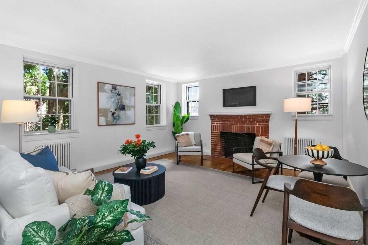 Property Photo:  37 Commonwealth Ave 12  MA 02467 