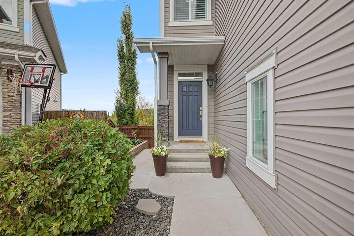 Property Photo:  70 Auburn Springs Park SE  AB T3M 1Y4 