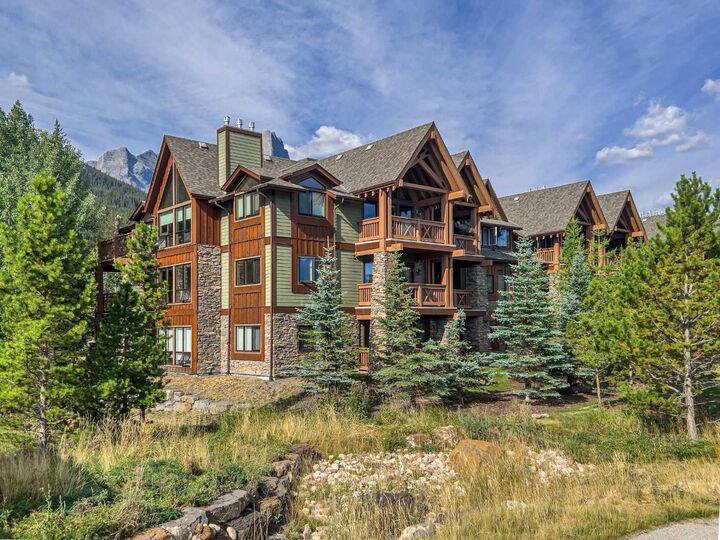 Property Photo:  106 Stewart Creek Landing 218  AB T1W 0G6 
