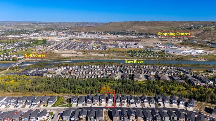 Property Photo:  463 Rivercrest View  AB T4C 3C7 