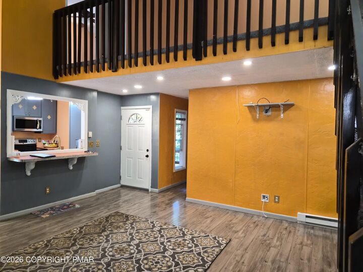 Property Photo:  1111 Kensington Drive  PA 18301 