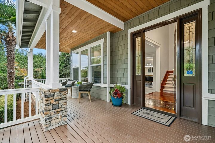 Property Photo:  9106 NE 32nd Street  WA 98004 