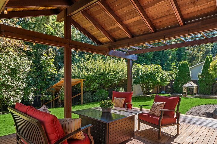 Property Photo:  11323  37th Avenue SE  WA 98208 