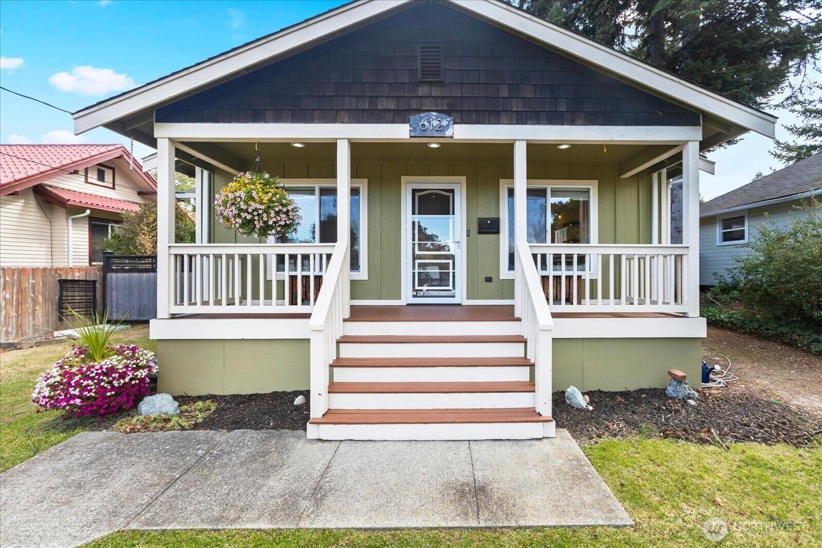 Property Photo: 612 N 6th Street WA 98273