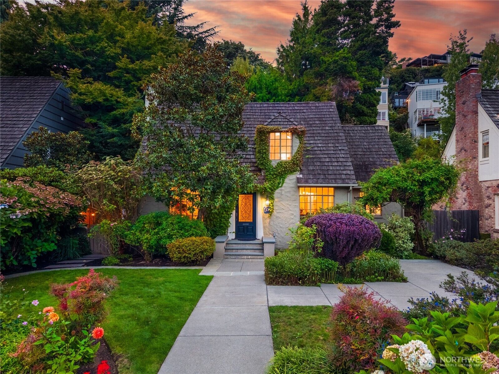 Property Photo: 529 McGilvra Boulevard E WA 98112