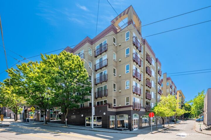 Property Photo: 1711 E Olive Way 305 WA 98102