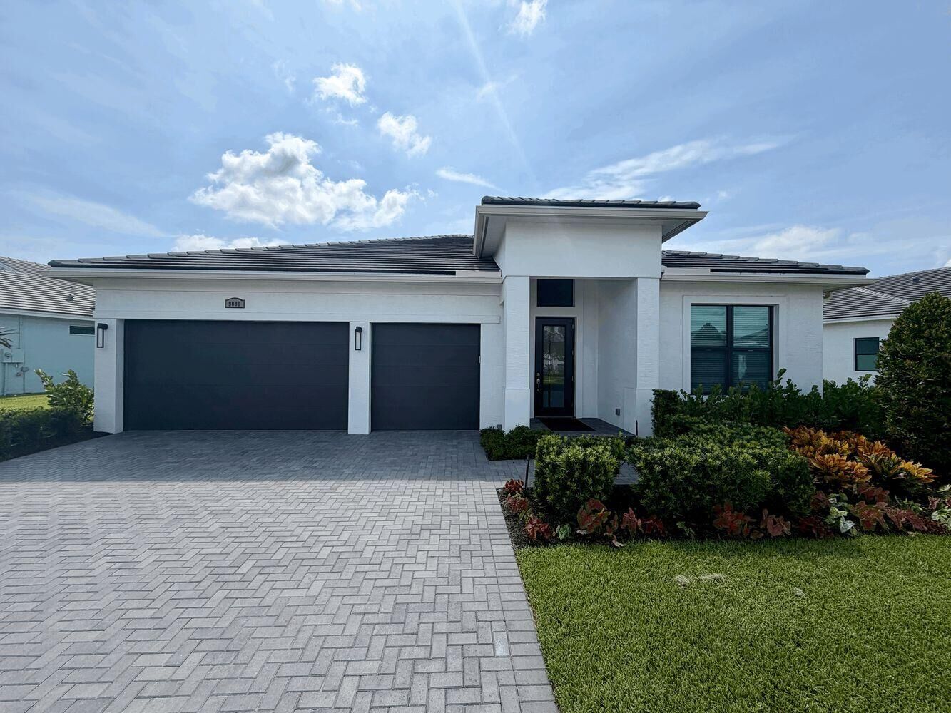 Property Photo:  9091 SW Arco Way  FL 34987 