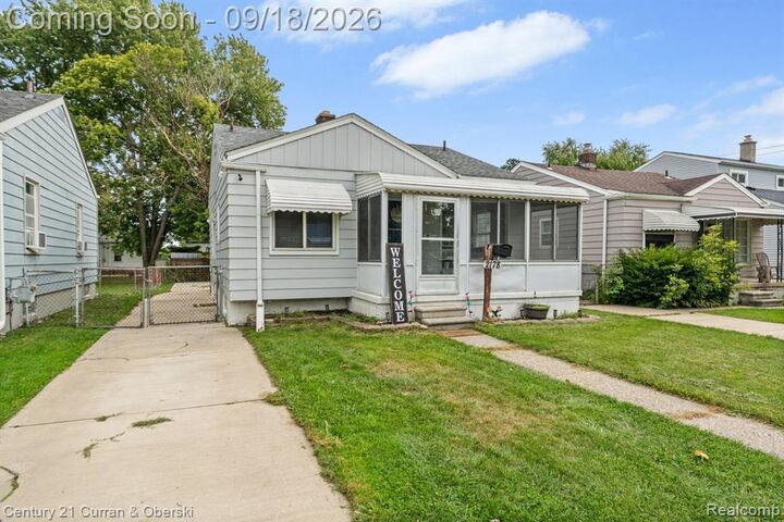 Property Photo:  2178 Progress Avenue  MI 48146 