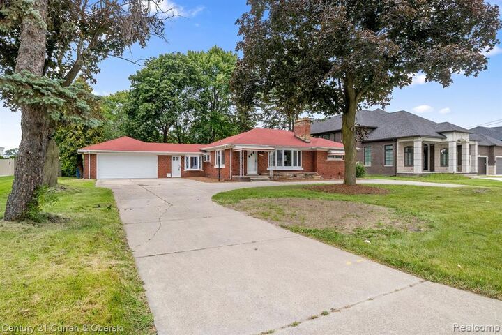 Property Photo:  27210 Doxtator Street  MI 48127 