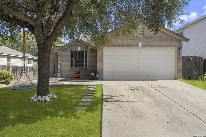 Property Photo:  9031 Laguna Fls  TX 78251 
