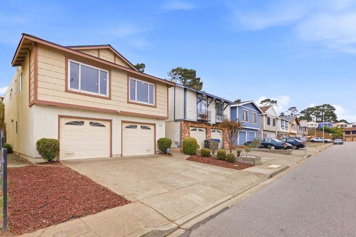 Property Photo:  15 Brighton Court  CA 94015 