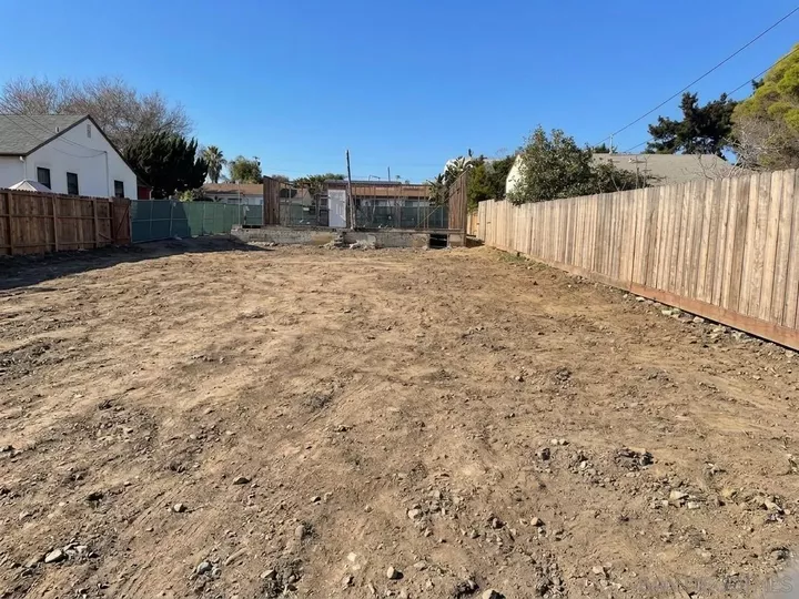 Property Photo: 1367 Diamond CA 92109