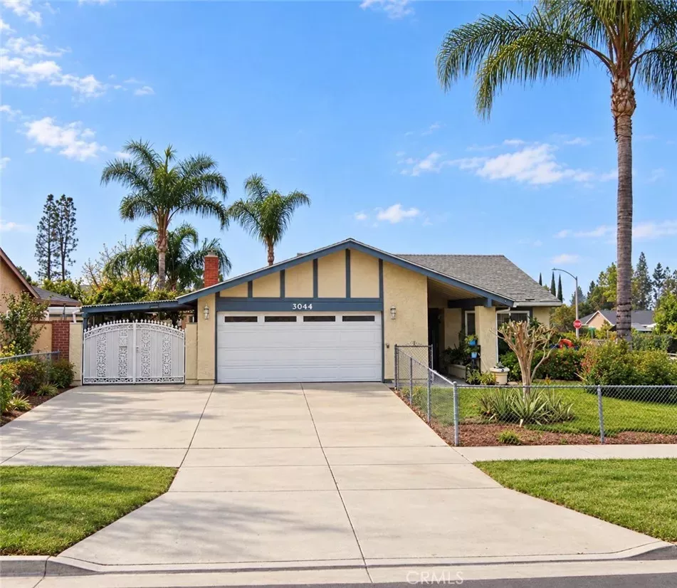 Property Photo:  3044 Monroe  CA 92504 