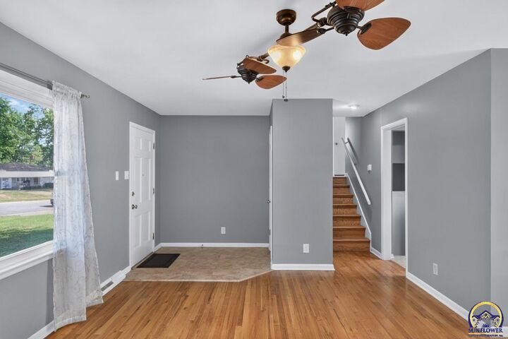 Property Photo:  5317 SW 24th St  KS 66614 